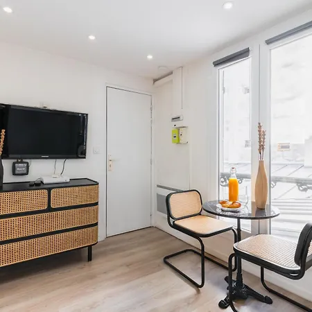 Elegant Voltaire- 11 - 2p Παρίσι