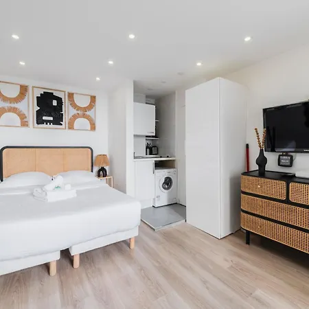 Apartment Elegant Voltaire- 11 - 2p *